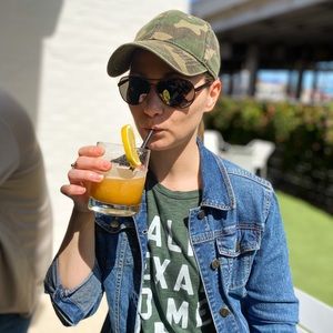 Meet your Posher, Teresa